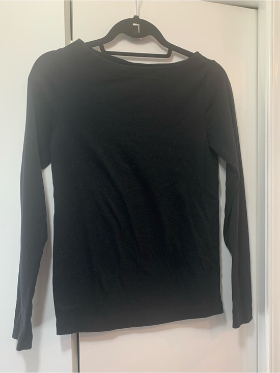 GAP Tops - GAP Medium Black Crew Neck Long Sleeve Top